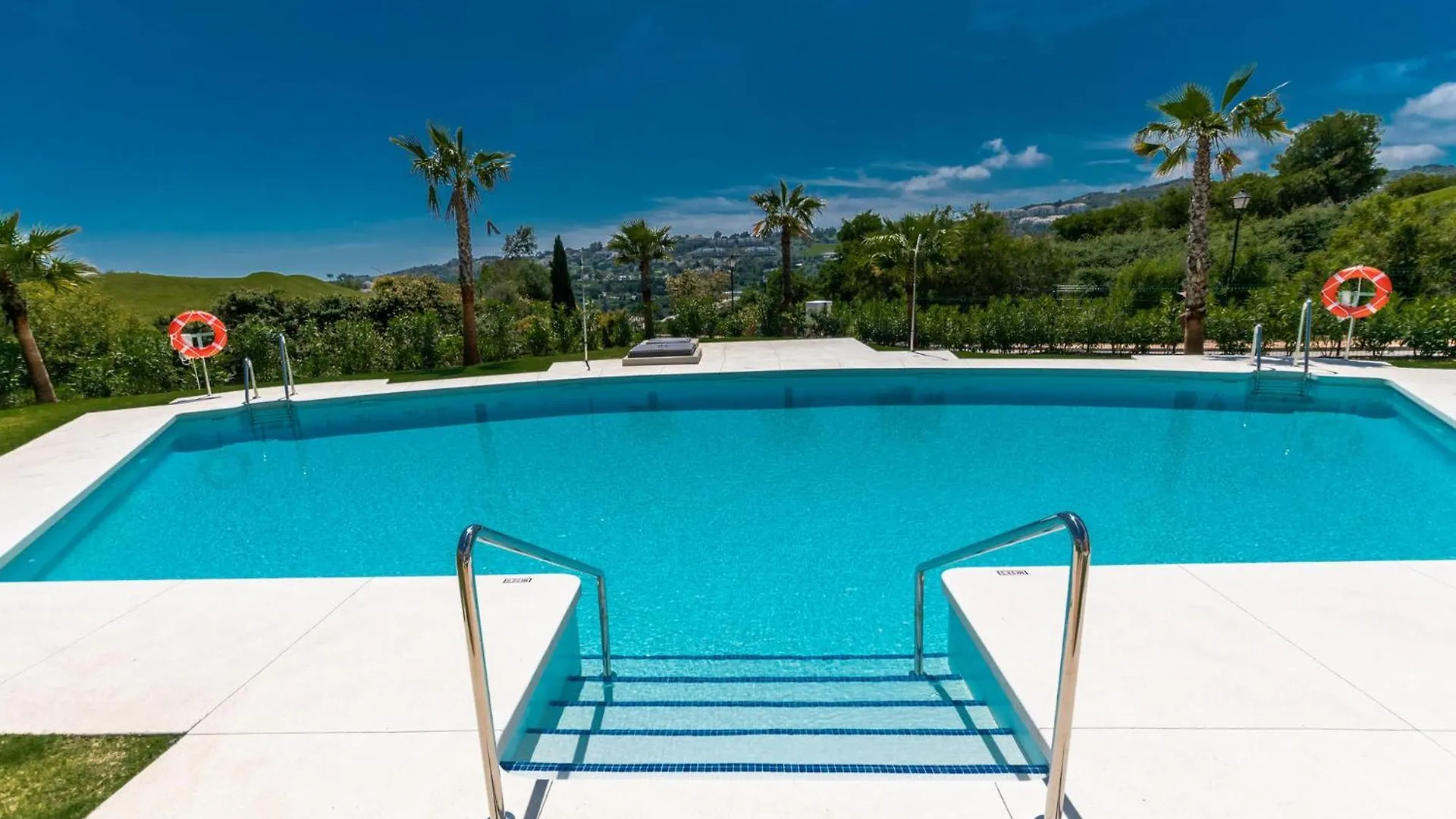 라칼라데미야스 Luxury La Cala Golf Haven With Terrace & Pool 아파트