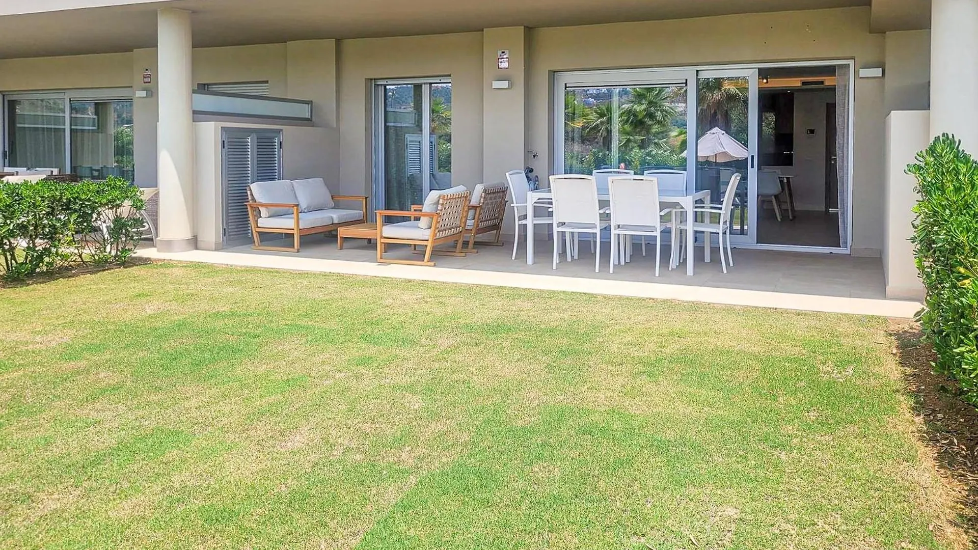 라칼라데미야스 Luxury La Cala Golf Haven With Terrace & Pool 아파트 0*,  스페인